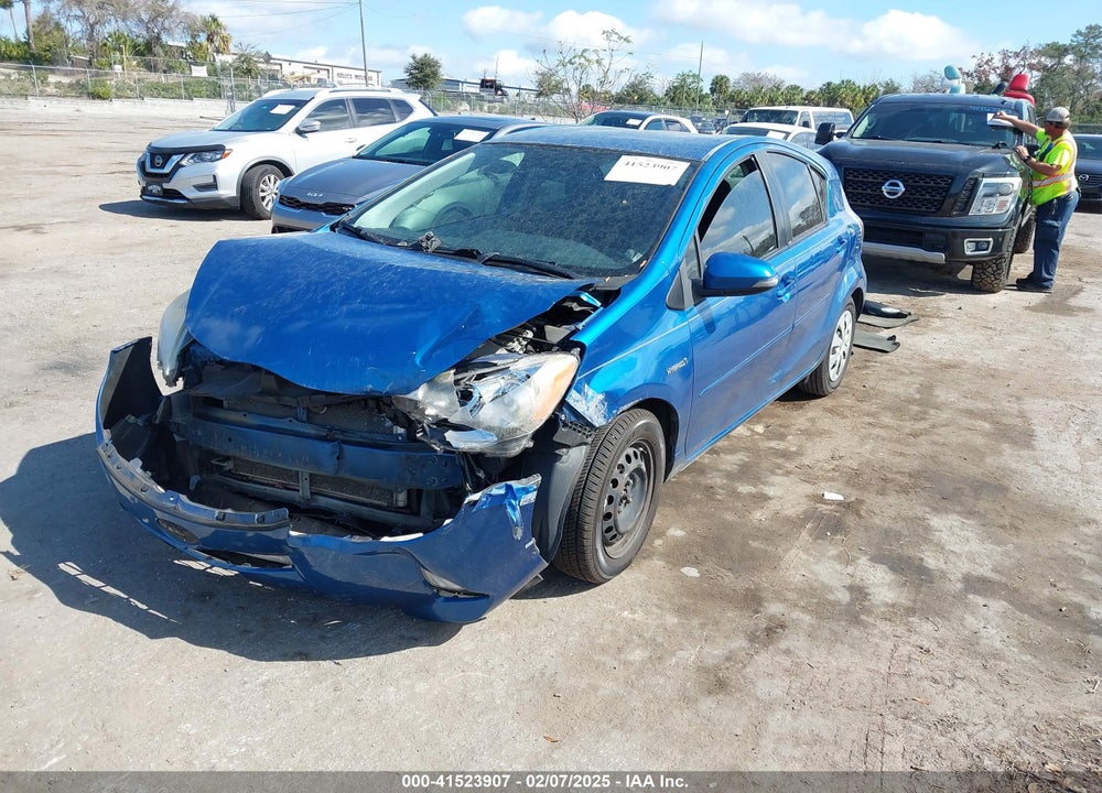 2013 TOYOTA PRIUS C VIN: JTDKDTB30D1548652