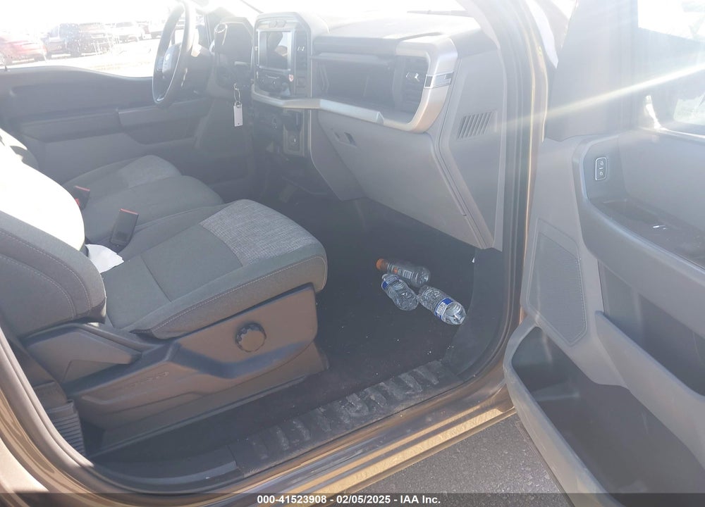 2023 FORD F-150 VIN: 1FTFW1E84PFB70320