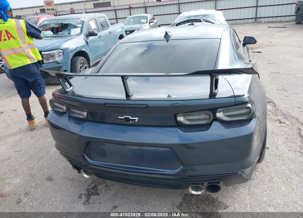2019 CHEVROLET CAMARO ZL1 VIN: 1G1FJ1R65K0139671