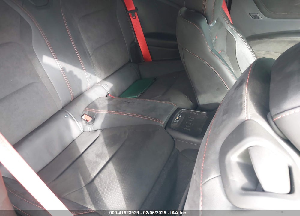 2019 CHEVROLET CAMARO ZL1 VIN: 1G1FJ1R65K0139671