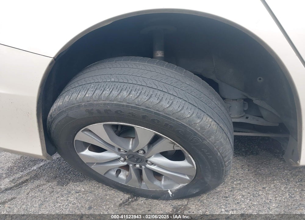 2013 HONDA ACCORD VIN: 1HGCR2F32DA261342