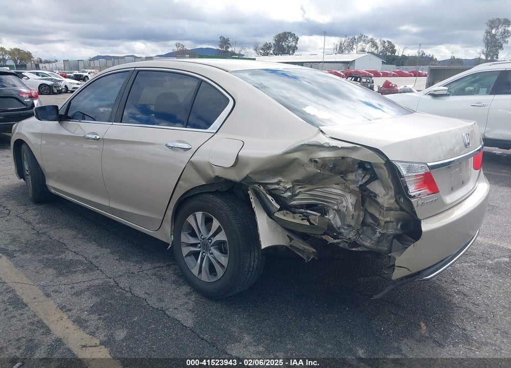 2013 HONDA ACCORD VIN: 1HGCR2F32DA261342