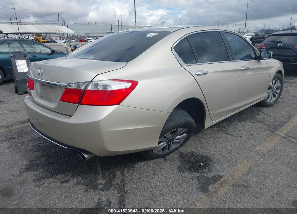 2013 HONDA ACCORD VIN: 1HGCR2F32DA261342