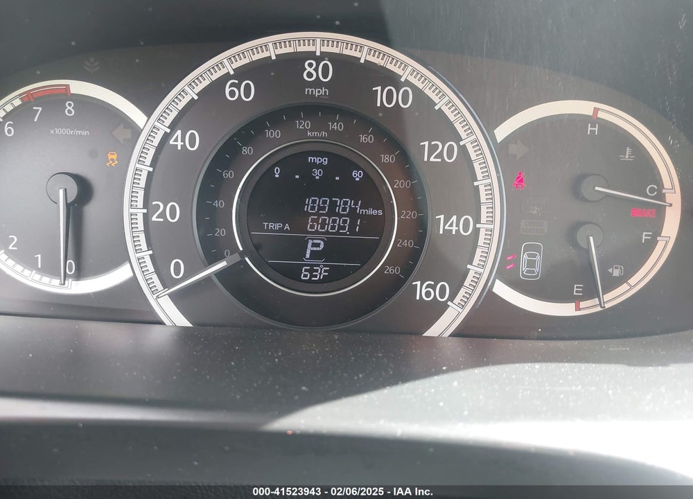 2013 HONDA ACCORD VIN: 1HGCR2F32DA261342