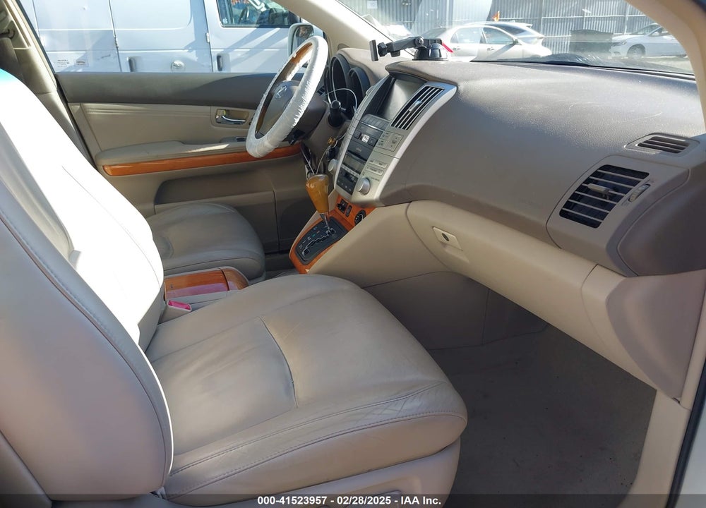 2008 LEXUS RX 350 VIN: 2T2HK31U28C059189