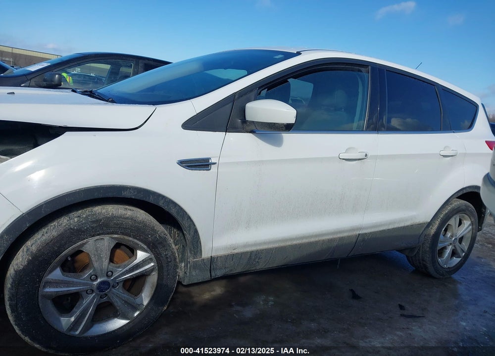 2015 FORD ESCAPE SE VIN: 1FMCU0GX3FUA30689