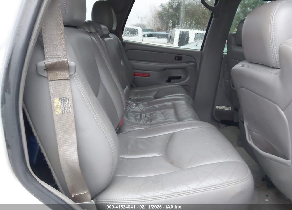 2004 CHEVROLET TAHOE LT VIN: 1GNEK13Z54J248199