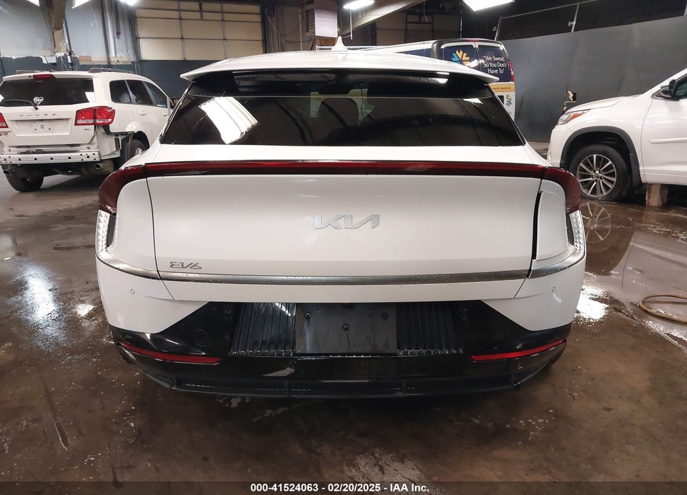 2022 KIA EV6 VIN: KNDC3DLC7N5044301