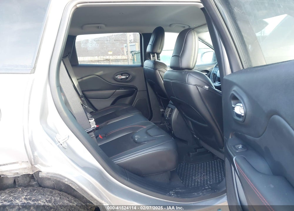 2019 JEEP CHEROKEE TRAILHAWK 4X4 VIN: 1C4PJMBX5KD422547