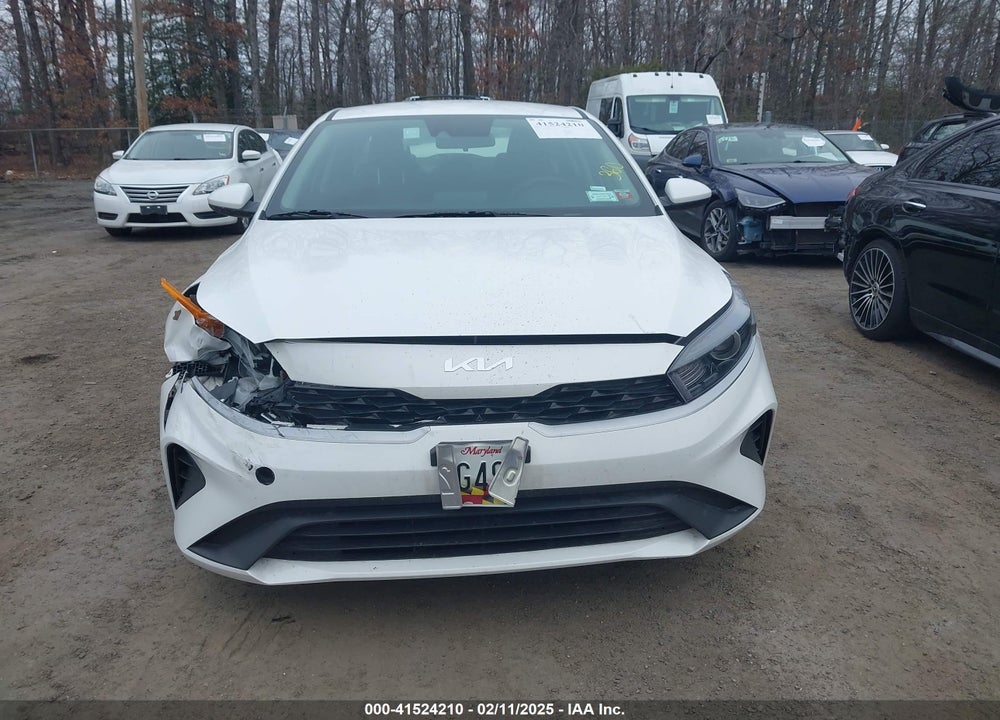 2023 KIA FORTE VIN: 3KPF24AD6PE616400