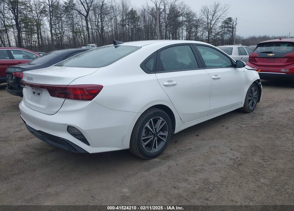 2023 KIA FORTE VIN: 3KPF24AD6PE616400