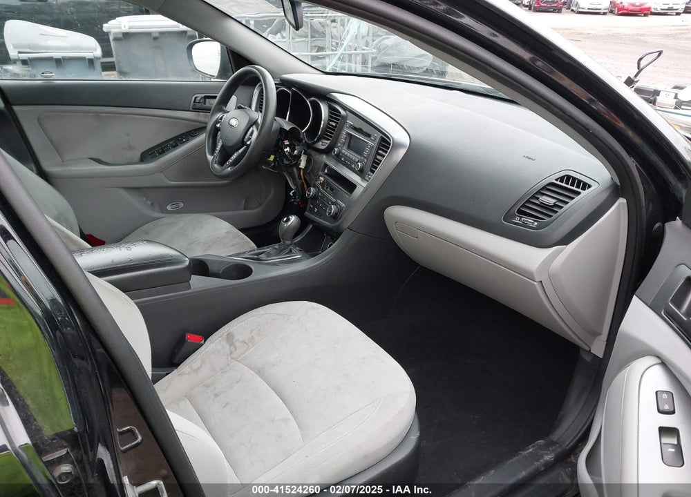 2013 KIA OPTIMA VIN: 5XXGM4A71DG201013
