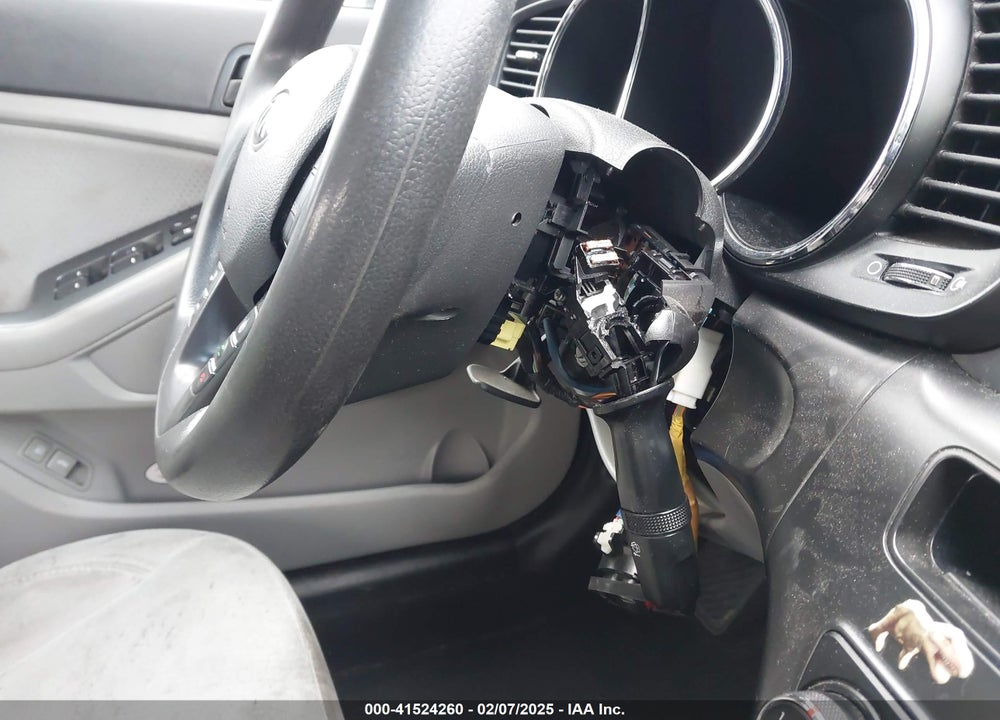 2013 KIA OPTIMA VIN: 5XXGM4A71DG201013