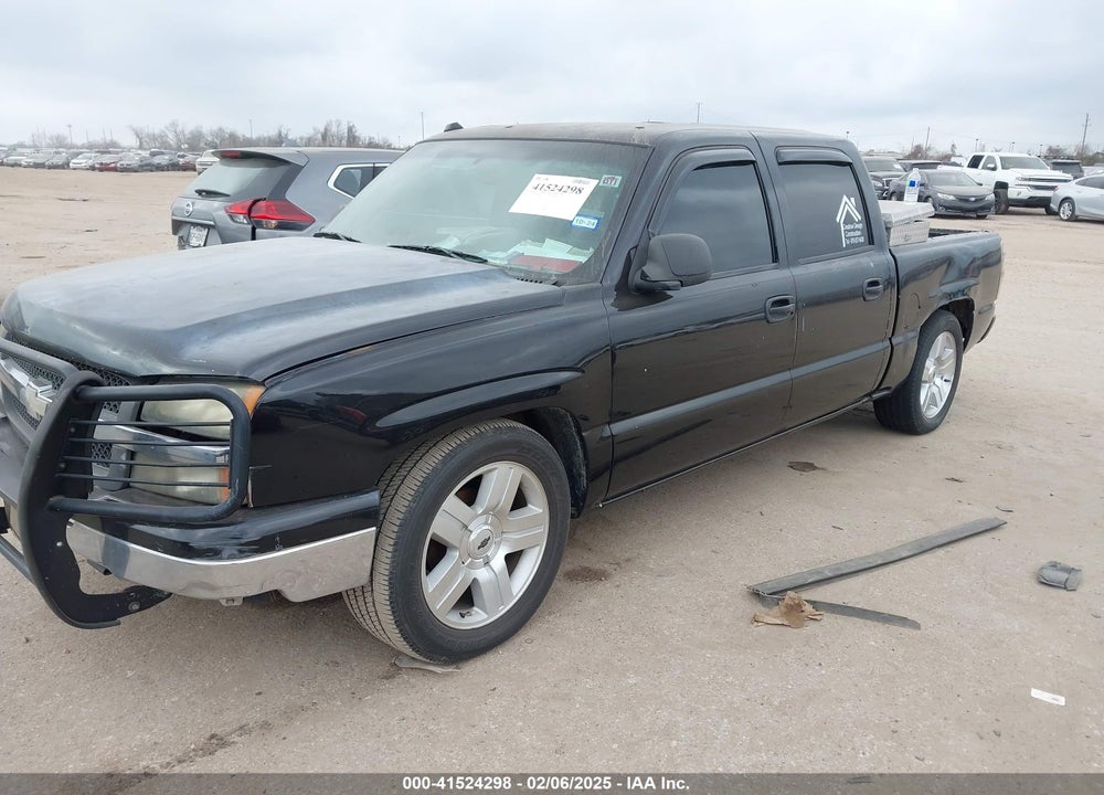 2004 CHEVROLET SILVERADO 1500 LS VIN: 2GCEC13T141405092