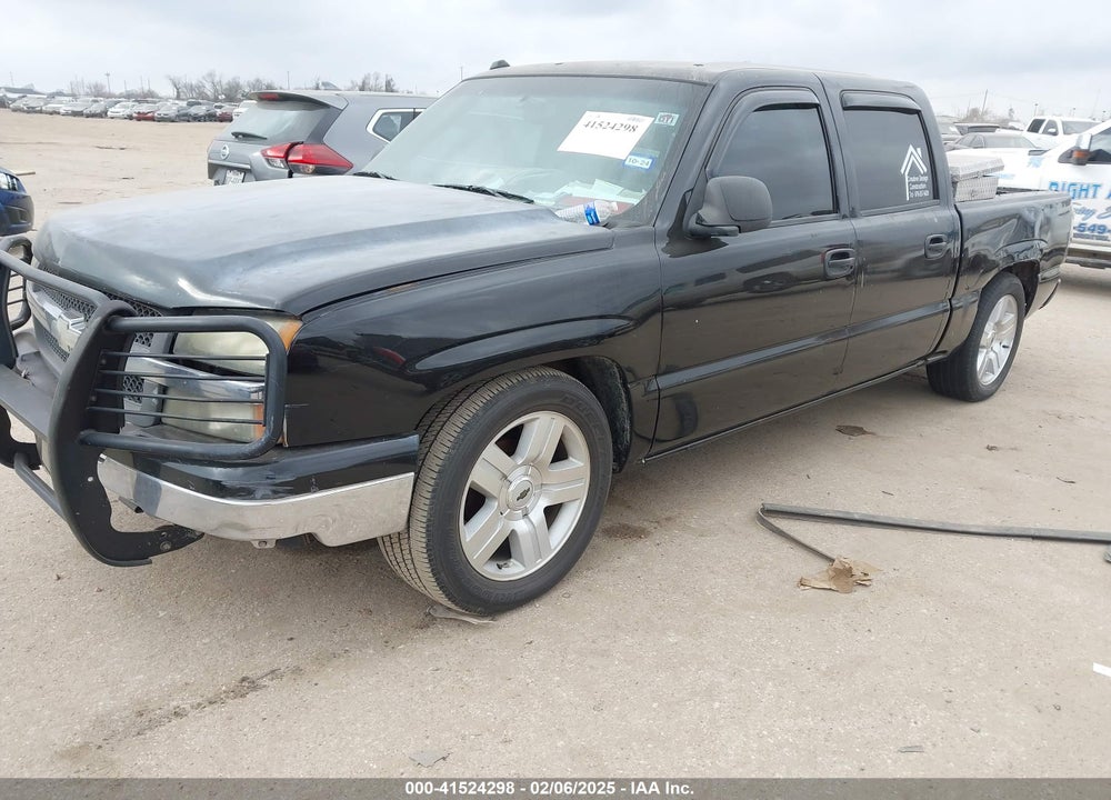 2004 CHEVROLET SILVERADO 1500 LS VIN: 2GCEC13T141405092