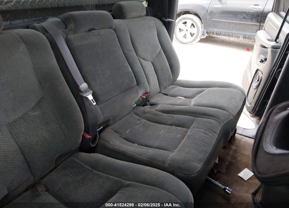 2004 CHEVROLET SILVERADO 1500 LS VIN: 2GCEC13T141405092