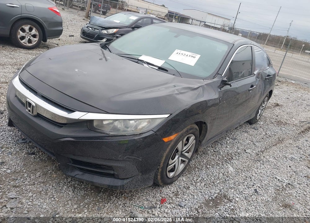2018 HONDA CIVIC VIN: 19XFC2F55JE003811