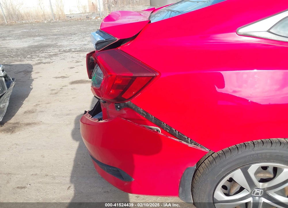2016 HONDA CIVIC VIN: 2HGFC2F52GH555801