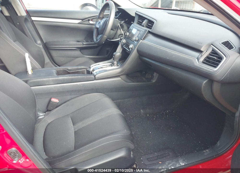 2016 HONDA CIVIC VIN: 2HGFC2F52GH555801