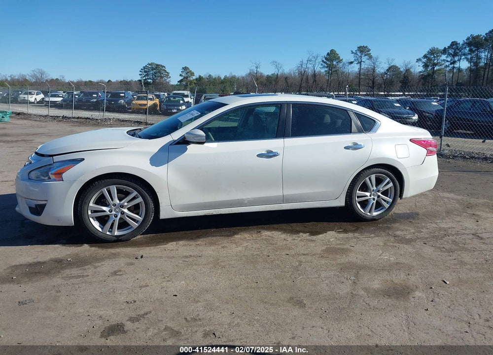 2013 NISSAN ALTIMA VIN: 1N4BL3AP6DC137872