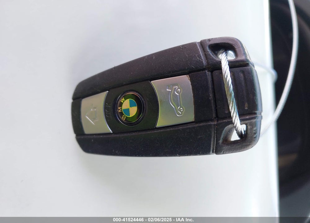 2011 BMW 328I VIN: WBAPK5C54BF124086