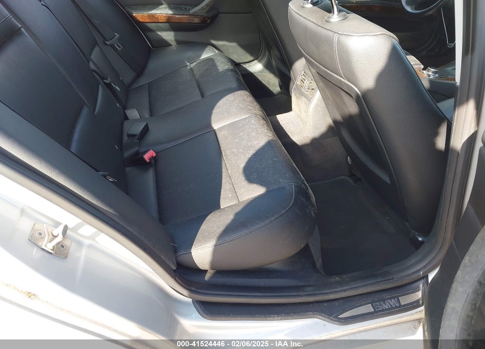 2011 BMW 328I VIN: WBAPK5C54BF124086