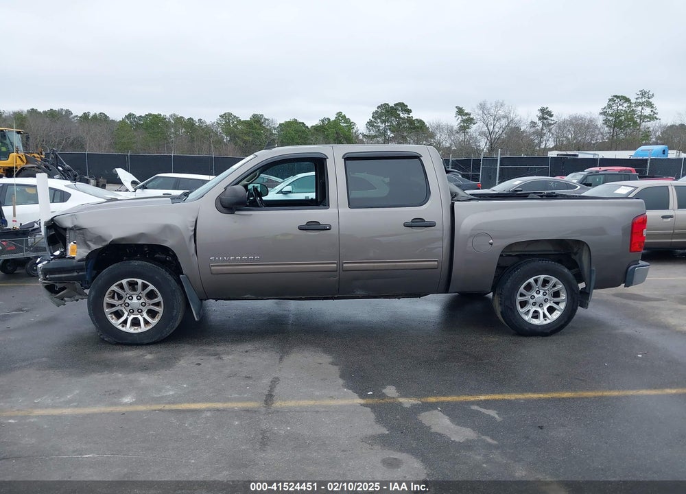 2013 CHEVROLET SILVERADO 1500 VIN: 3GCPCSE09DG209913