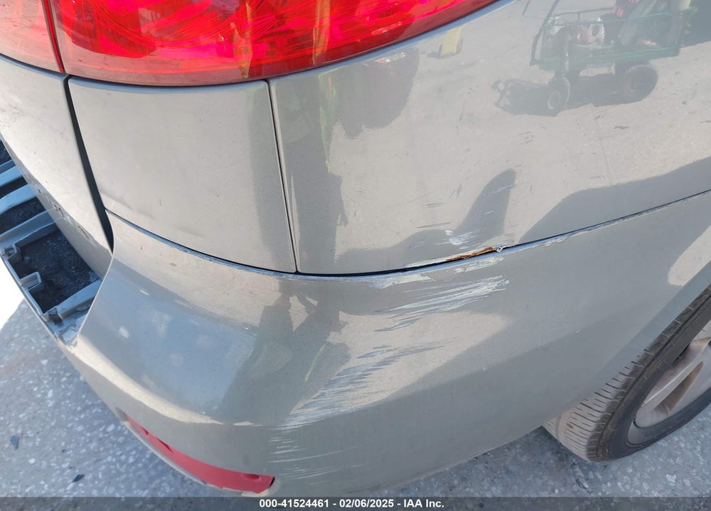 2007 HYUNDAI SANTA FE VIN: 5NMSH13E17H028432