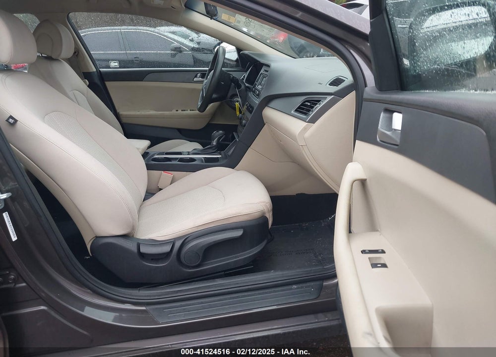 2017 HYUNDAI SONATA VIN: 5NPE24AF4HH472128