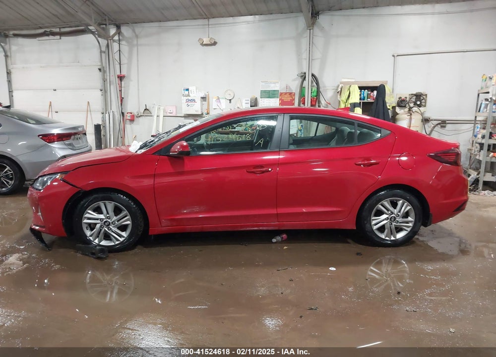 2020 HYUNDAI ELANTRA VIN: 5NPD84LF4LH592446