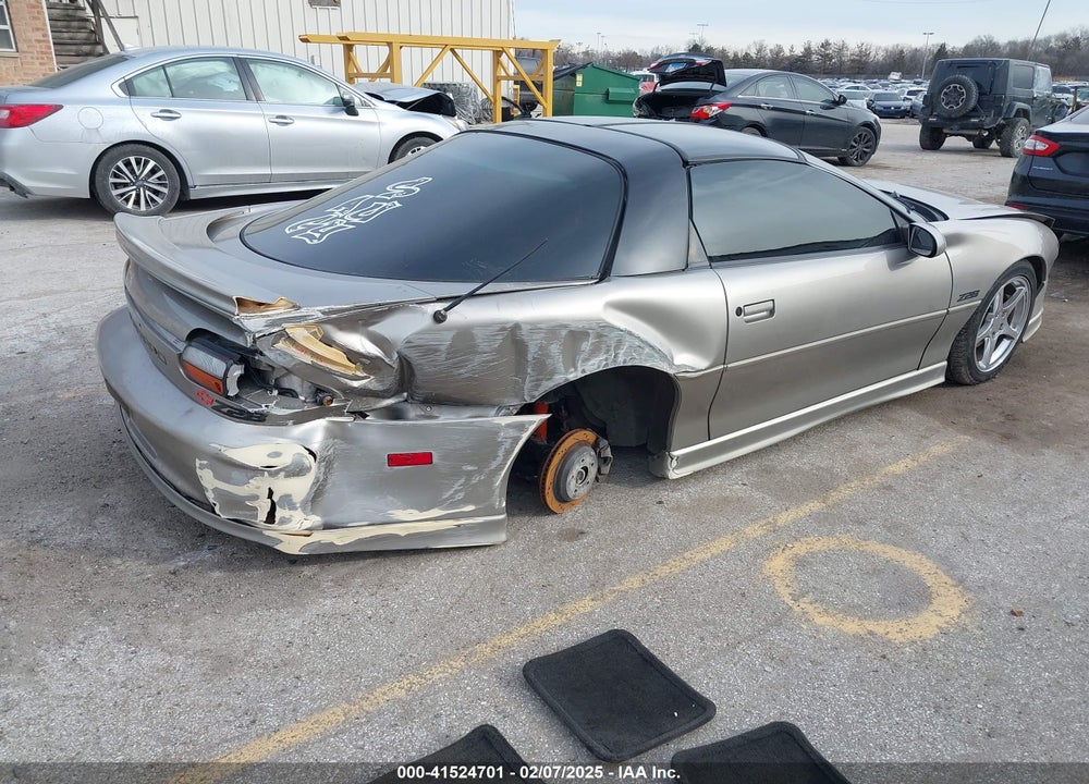2002 CHEVROLET CAMARO VIN: 2G1FP22GX22123181