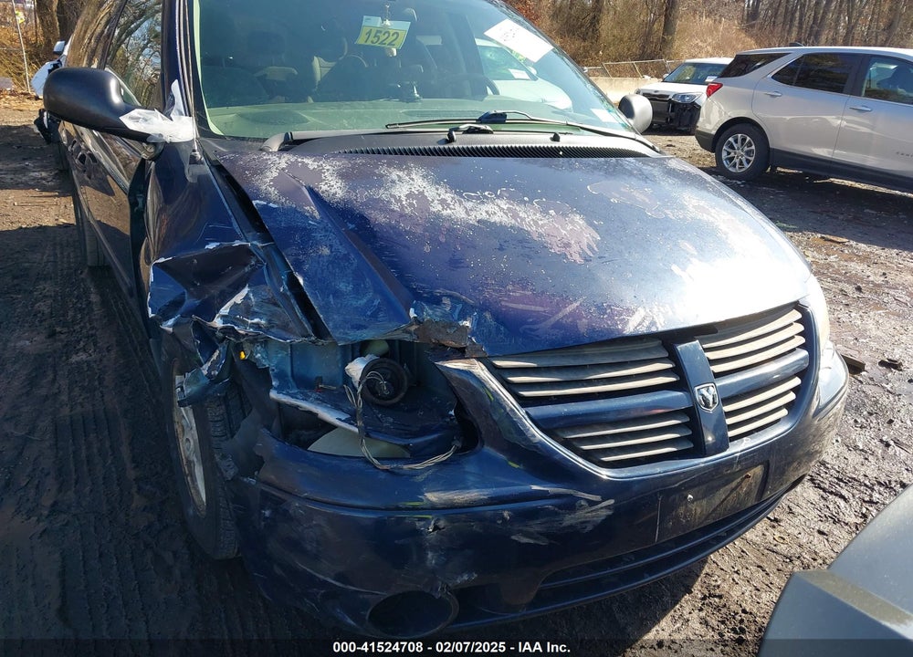 2005 DODGE GRAND CARAVAN SXT VIN: 2D8GP44L25R485939