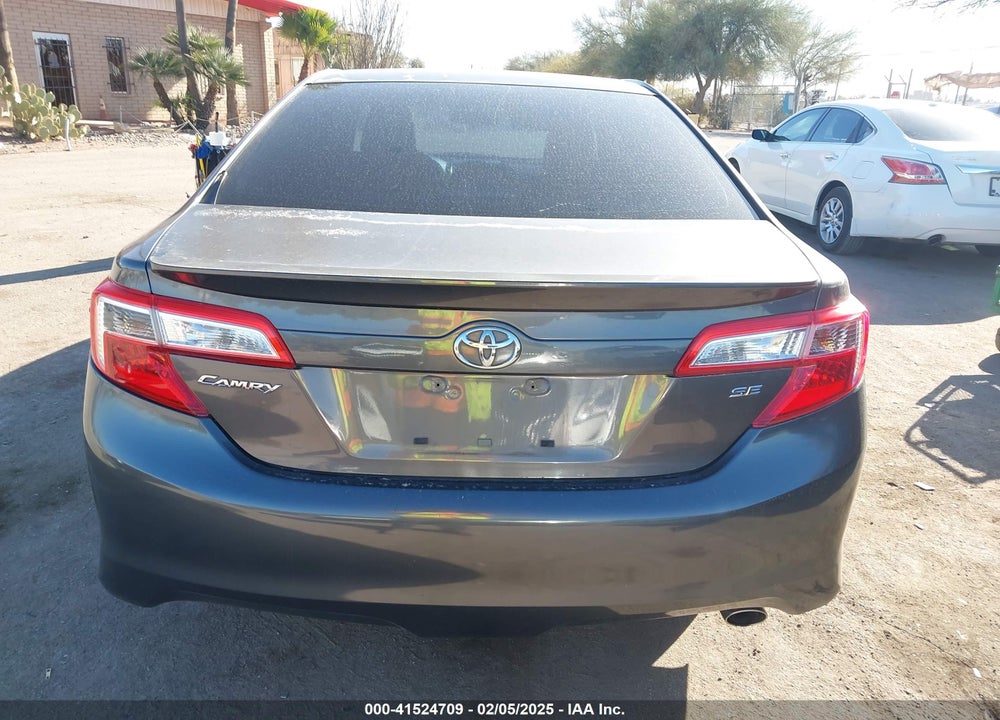 2013 TOYOTA CAMRY SE VIN: 4T1BF1FKXDU216583
