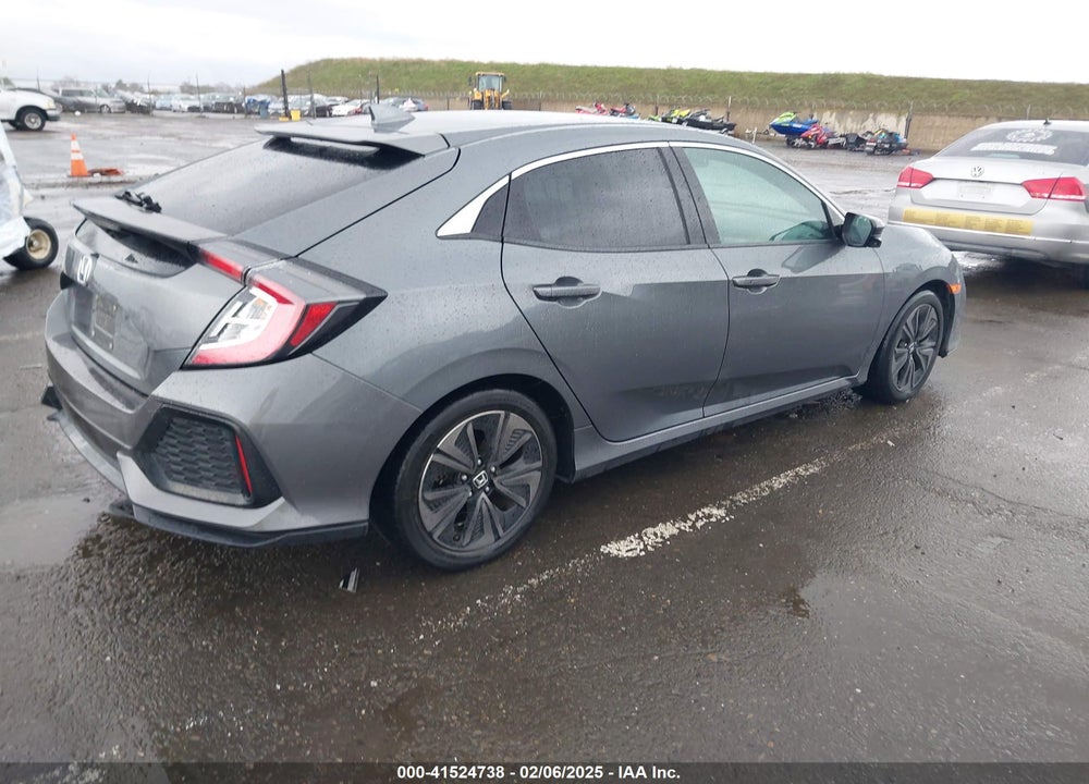 2017 HONDA CIVIC VIN: SHHFK7H53HU402362