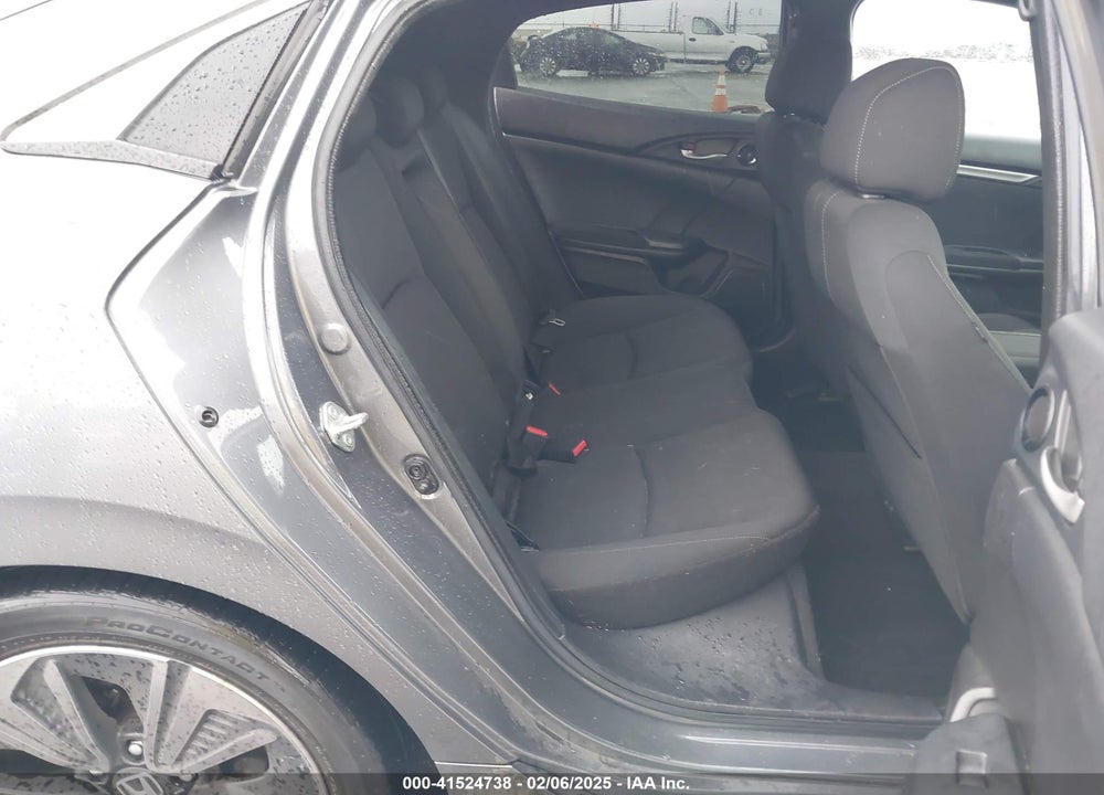 2017 HONDA CIVIC VIN: SHHFK7H53HU402362