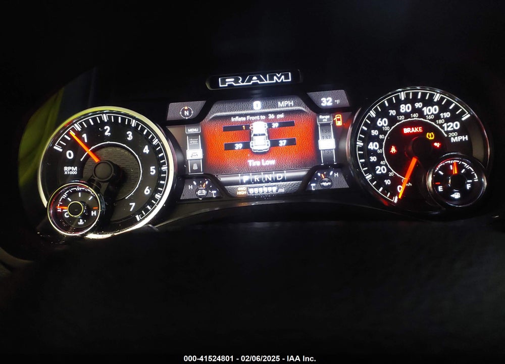 2021 RAM 1500 VIN: 1C6SRFFT4MN620465