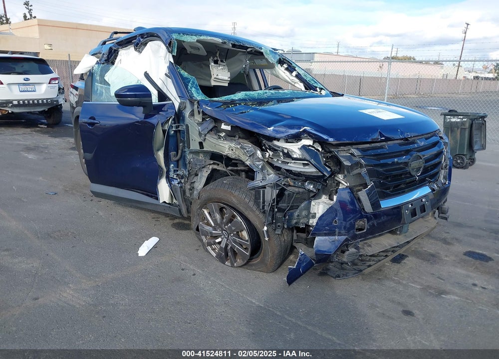 2022 NISSAN PATHFINDER SV 2WD VIN: 5N1DR3BA2NC256527