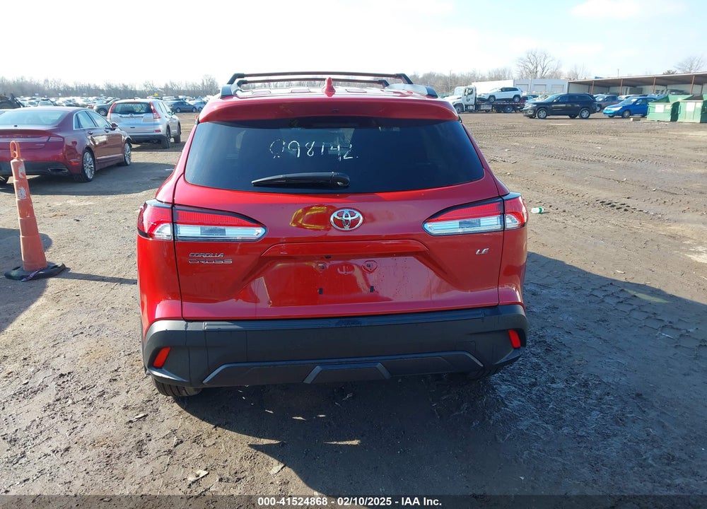 2024 TOYOTA COROLLA CROSS LE VIN: 7MUCAAAG8RV098142