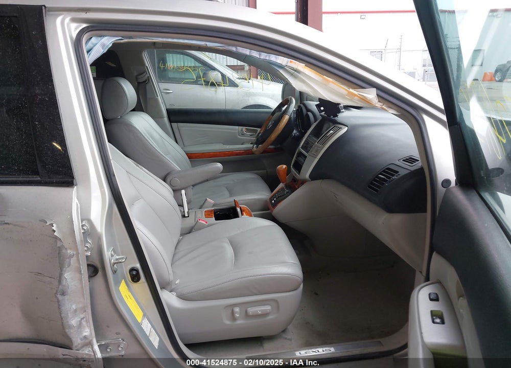 2005 LEXUS RX 330 VIN: 2T2HA31U55C057676