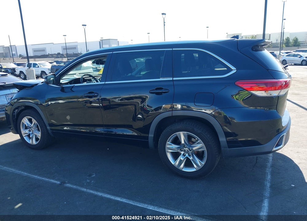 2019 TOYOTA HIGHLANDER LIMITED VIN: 5TDYZRFH0KS305699