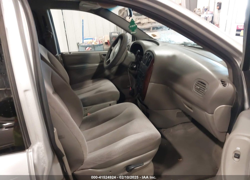 2002 CHRYSLER TOWN & COUNTRY EX VIN: 2C8GP74L92R536122