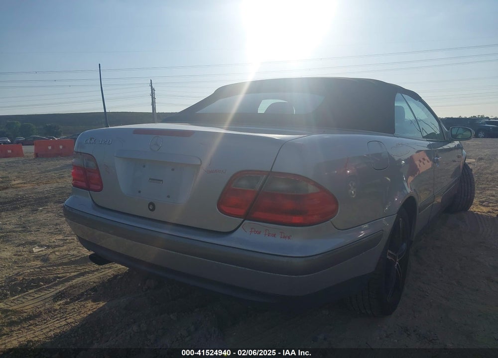 1999 MERCEDES-BENZ CLK 320 VIN: WDBLK65G4XT024292