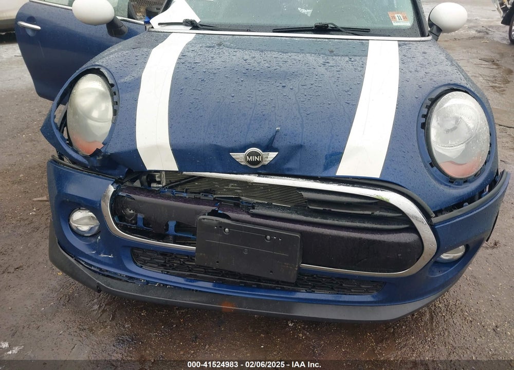 2017 MINI HARDTOP VIN: WMWXP5C35H2F61615