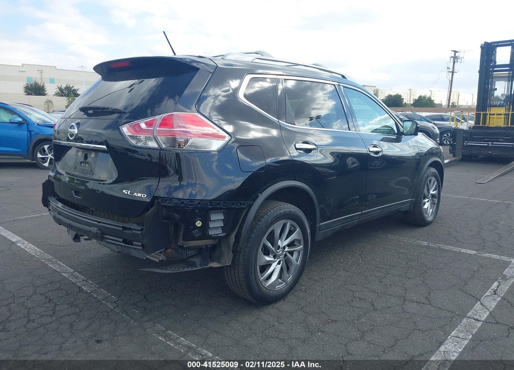 2015 NISSAN ROGUE SL VIN: 5N1AT2MV1FC915715