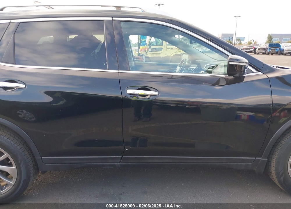 2015 NISSAN ROGUE SL VIN: 5N1AT2MV1FC915715