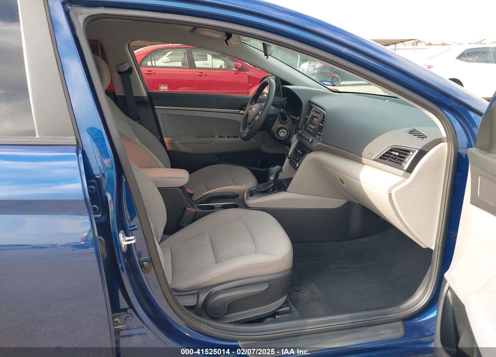 2018 HYUNDAI ELANTRA SE VIN: 5NPD74LF7JH221006