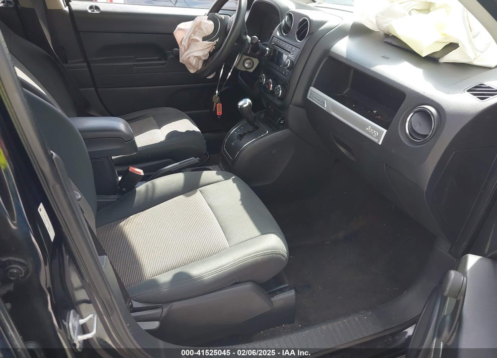 2014 JEEP COMPASS SPORT VIN: 1C4NJCBB1ED722113