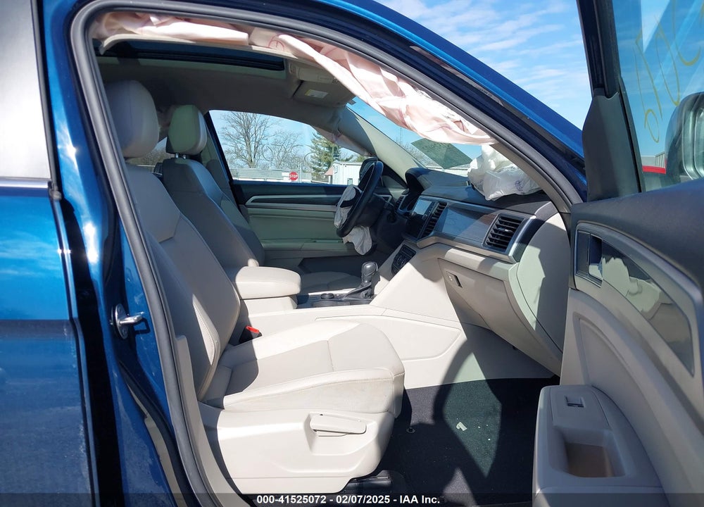 2019 VOLKSWAGEN ATLAS 3.6L V6 SE W/TECHNOLOGY VIN: 1V2UR2CA4KC527935