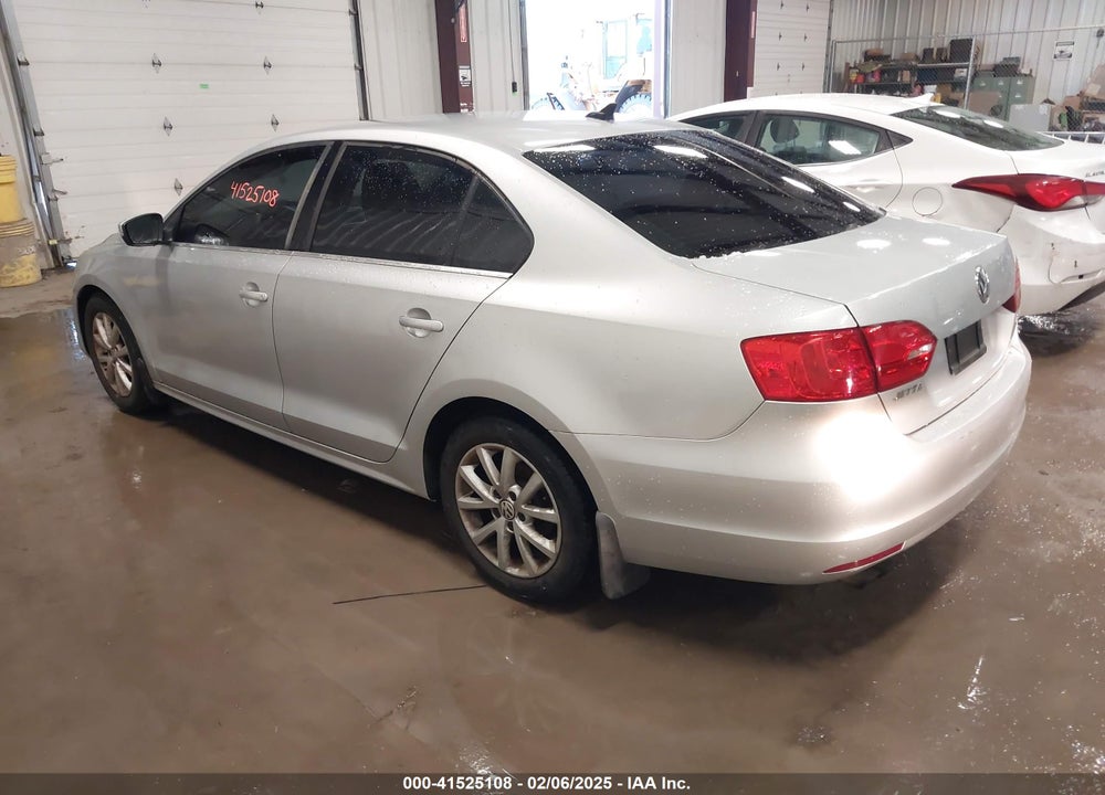 2013 VOLKSWAGEN JETTA 2.5L SE VIN: 3VWDP7AJ5DM372382