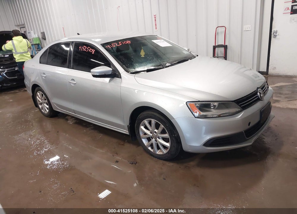 2013 VOLKSWAGEN JETTA 2.5L SE VIN: 3VWDP7AJ5DM372382